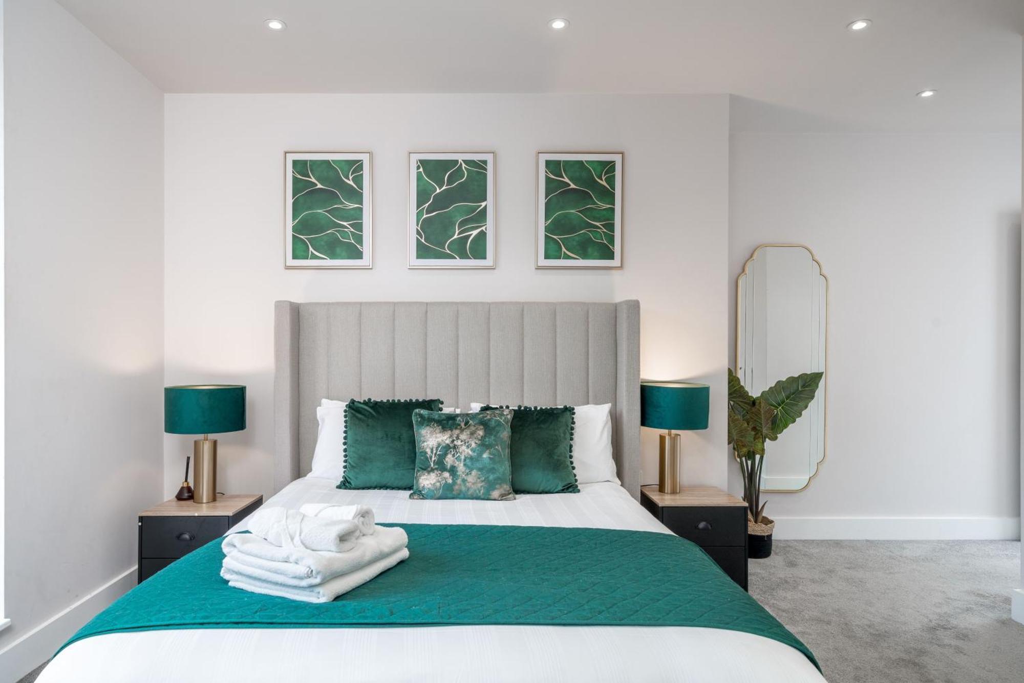 Boutique Lux London Apartments-Free Parking Totteridge Bagian luar foto